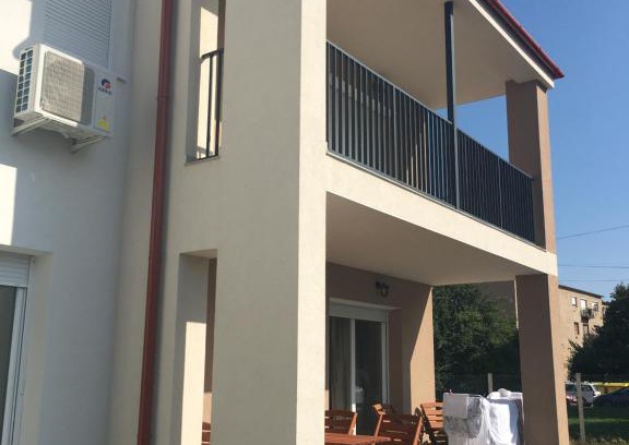 Papa Apartment | Szofi Apartman Pápa Fenyves u. 19.