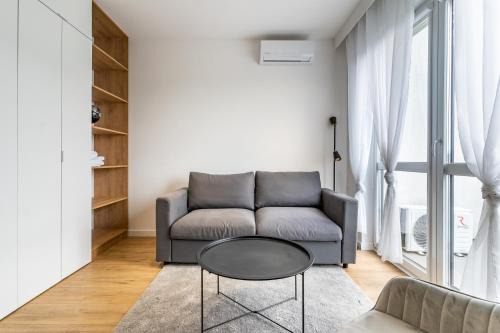 Katowice Apartment | Szurmana Modern Studio