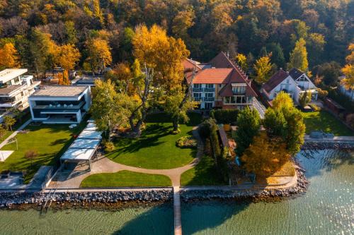Balatonvilagos Hotel | Tópart Hotel