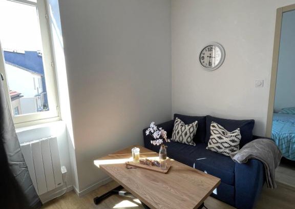 Saint-Etienne Apartment | T1 Moderne - Terrasse - Proche du stade - 301