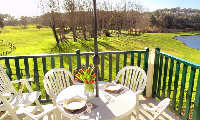 Bourgenay Apartment | T2 by the sea 4/5 people in Bourgenay-Talmont St Hilaire-Les Sables d'Olonne Vendée