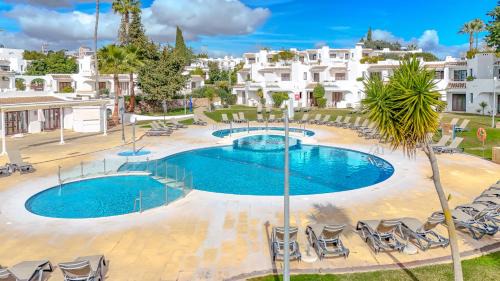 Alpouvar Apartment | T2 Casa Albufeira - Pool & Sun Terrace