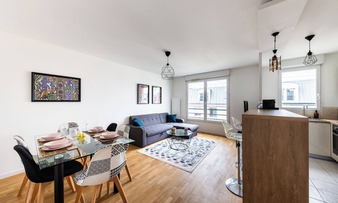 Villejuif Apartment | T2 Chic & Moderne, metro 2 min, Paris in 10 min