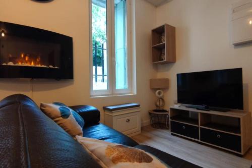 Castelnaudary Apartment | T2 Cosy - Proche place Verdun
