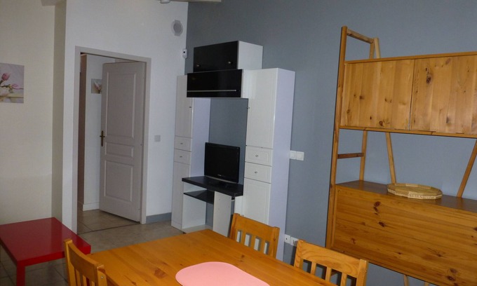 Capbreton House | T2 Ground Floor With Patio, Garden Furniture, Separate Bedroom, Salled'eau, WC