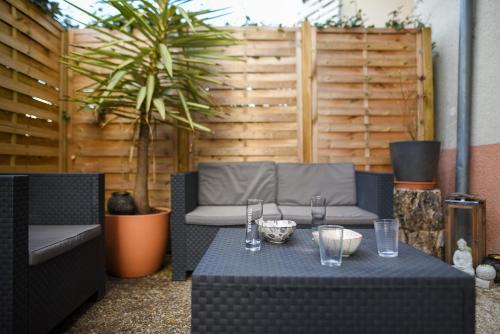 Toulouse North Apartment | T2 Havre de paix 1 à 4 p - Terrasse - parking - piscine - salle sport - tennis