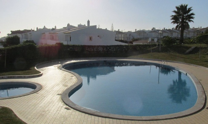 Areias de Sao Joao Apartment | T2 Jardim da oura 2ª Drt