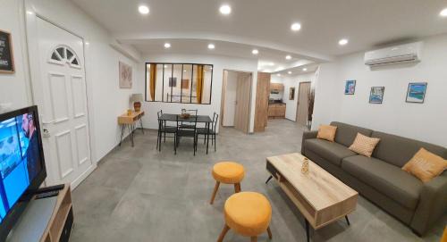 Viggianello Apartment | T2 Propriano vue mer, neuf, climatisé et classé 3 étoiles