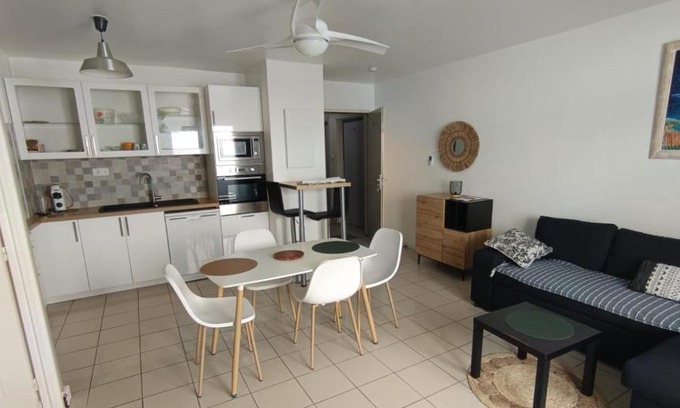 La Possession Apartment | T2 TOUT CONFORT La POSSESSION PROCHE ROUTE DU LITTORAL