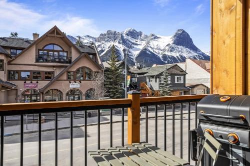 Town Centre Apartment | T202 BRAND NEW! The Mountain's Call- Mountain View Stay