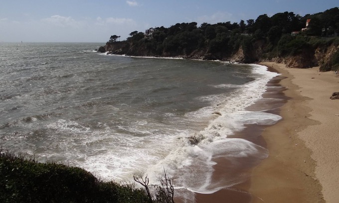 Saint-Marc-sur-Mer Apartment | T3 apartment facing the sea 2 steps from the beach of Mr. Hulot