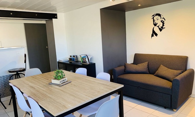 Cogolin Apartment | T3 in the heart of the city center