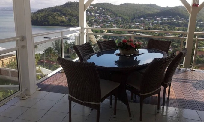 Trois-Ilets Apartment | T3 pool l'océane sea view and panoramic bay huge pool, close to everything