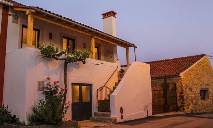 Ourem House | Tacoaria - Swallow's Haven