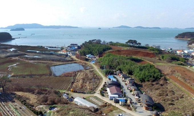 Gonam House | Taean Zzanggu and Youngsim Pension