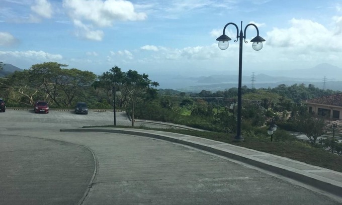 Silang Junction South Apartment | Tagaytay gorgeous view