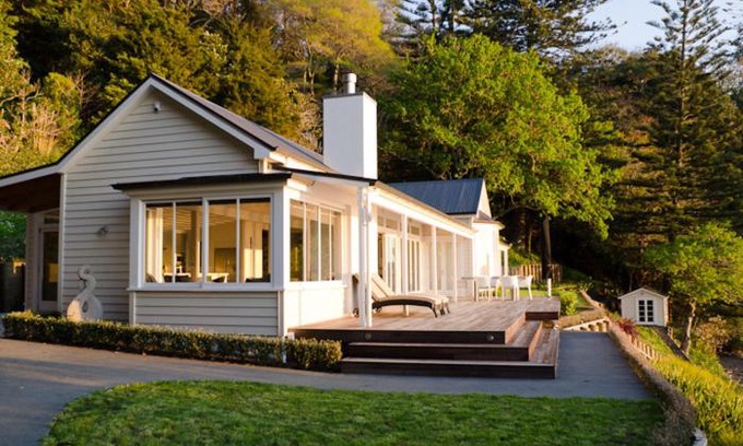 Russell Villa | Tahapuke by Amazing Accom
