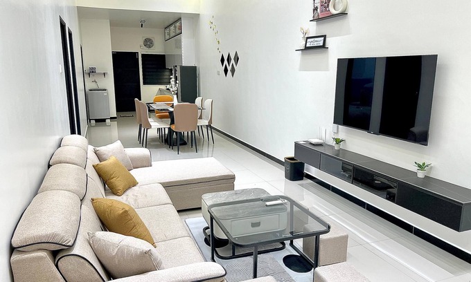 Taiping House | Taiping NewLanded Full AC 3R2B AeonMall 2mins LakeGarden 7mins