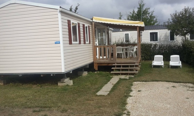 Coulanges House | Take advantage of our 20% discount offer from April 5 to May 31 MOBILHOME ELEGANCE