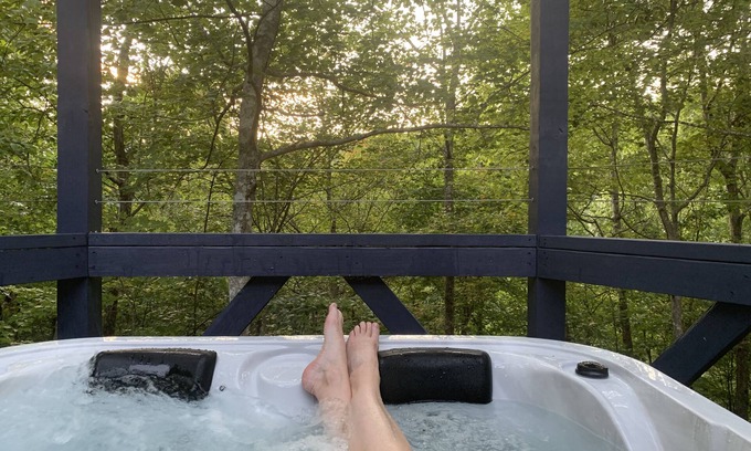 Hilham Cabin | Talley's Cabins and Breakfast By Dale Hollow Lake. Right Where You Want To Be!