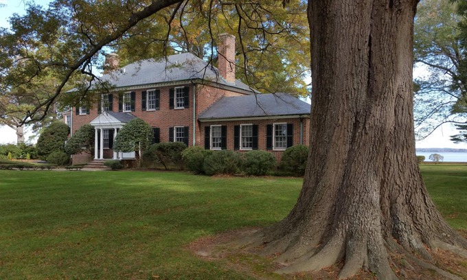 Tappahannock House | Tappahannock RIVERFRONT Estate Home on the Scenic Rappahannock
