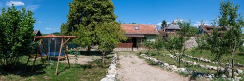 Sirok Apartment | TarnApartman