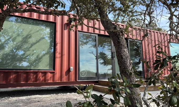 Rockport House | Tarpon Container Home - Fish Camp Rockport