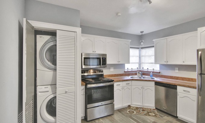 Tarpon River House | Tarpon River Getaway