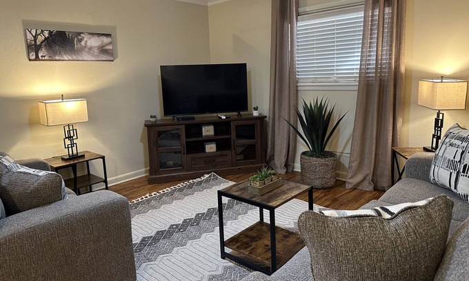 Dalhart Apartment | Tascosa cozy and comfortable