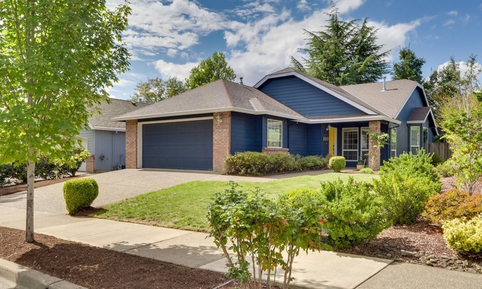 Sherwood - Tualatin North House | Tasteful Tualatin Home: 40 Mi to Willamette Valley