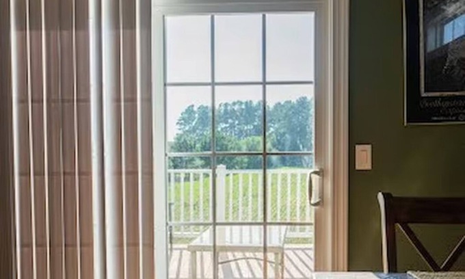 Calabash House | Taylor Barn fun with this farm environment yet only 5 min to Sunset Beach