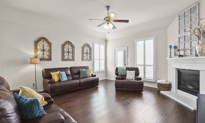 Little Elm House | TCH - 3BR/2BA Home in Little Elm - SD