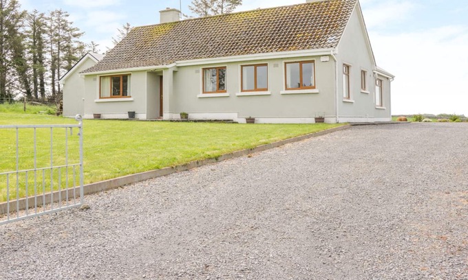 Castlebar Cottage | Teach Ciuin