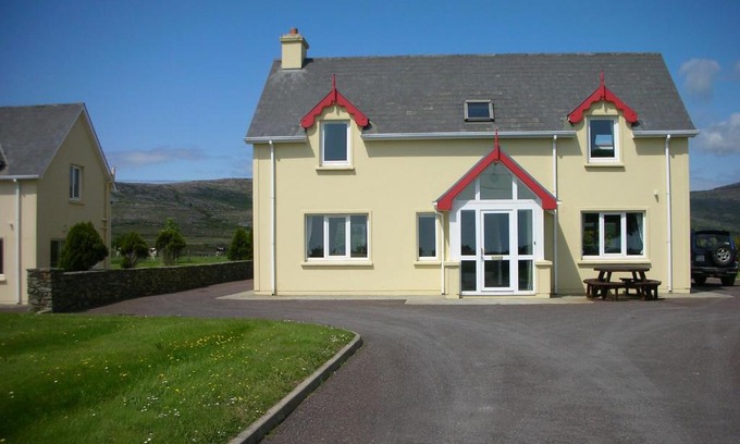Schull House | Tearmann Solais