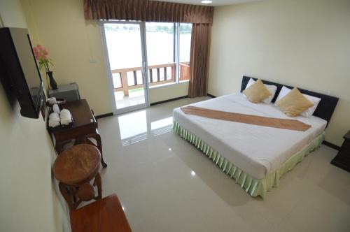 Kamphaeng Phet Resort | Techno Riverview Resort