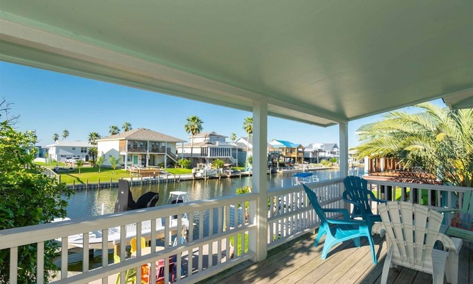 City-by-the Sea House | Tejas Tides