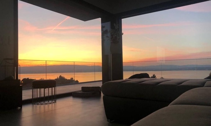 Neuvecelle House | tElegant villa with pool, between lake and mountains - Évian-les-Bains.