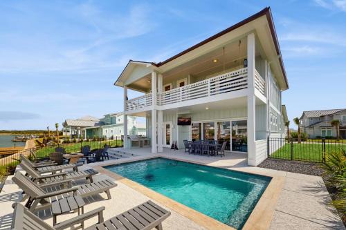 Rockport House | Tequila Sunset