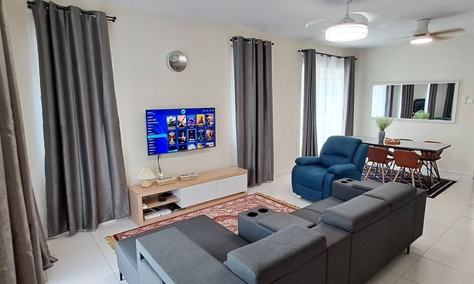 Bouvet Island House | Teratak Teratai Homestay- Corner