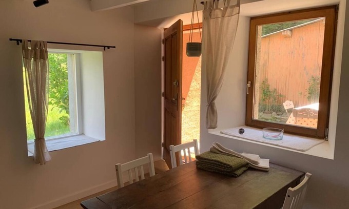 La Muraz House | Terraced house in total independence