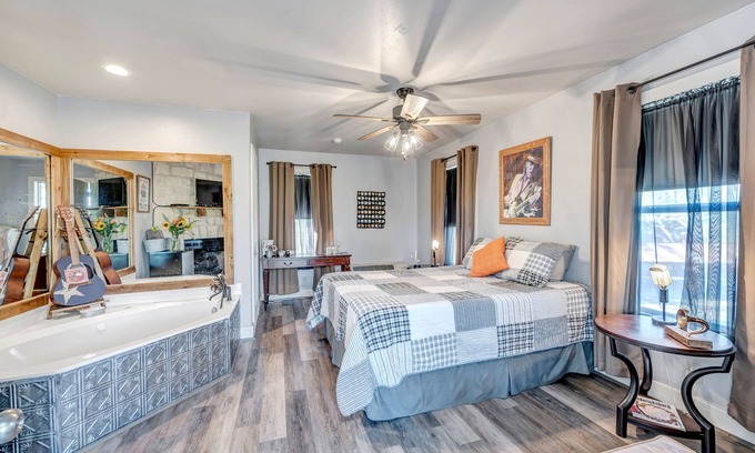 Fredericksburg Bed & Breakfast | Texas Music Suite at gorgeous Bed & Breakfast in Fredericksburg, TX!