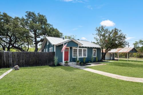 Bandera House | Texas Two Step in Bandera