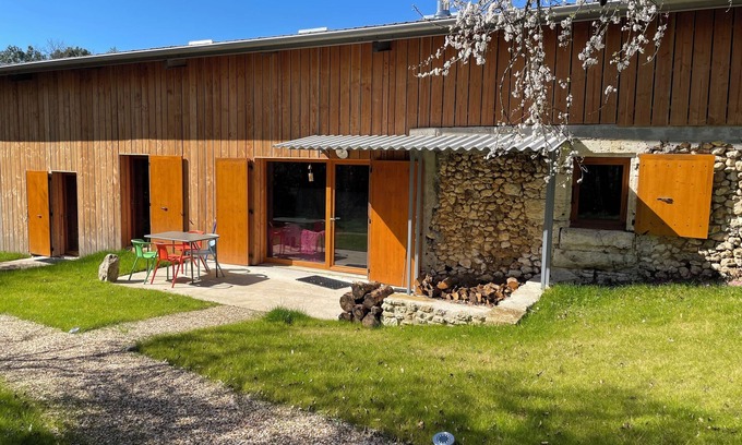 Saint-Astier House | Théveny, Le Levant