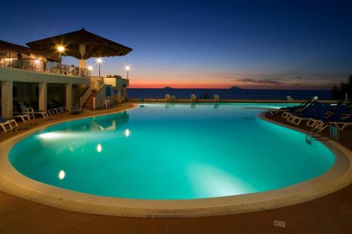 Gioiosa Marea Resort | TH Gioiosa Mare - Capo Calavà Village