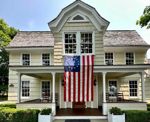 Village of Southampton Bed & Breakfast | The 1708 House