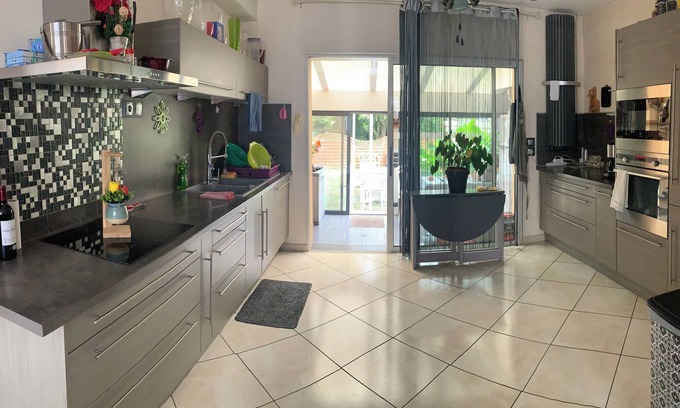 Pin - Vert Galant House | The 24 Hours of Le Mans Circuit on foot