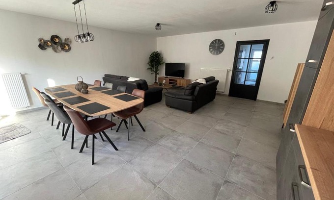 Comines-Warneton House | THE 77 work or holiday new home