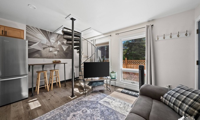 Airport Heights Community Council Apartment | The Alpenglow Loft - 1 Bed/1Bath- Radiant Charmer