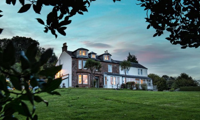 Isle of Arran Hotel | The Arran Lodge & Arran Sleep Huts