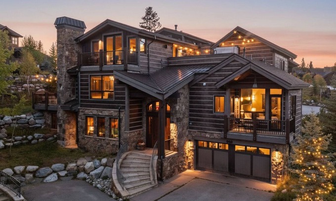 Copper Mountain Cabin | The Artisan Lodge ⛷ Ski In/Out 🔱 Gated ♨️ Rooftop Spa $0 Cleaning & Pet Fee